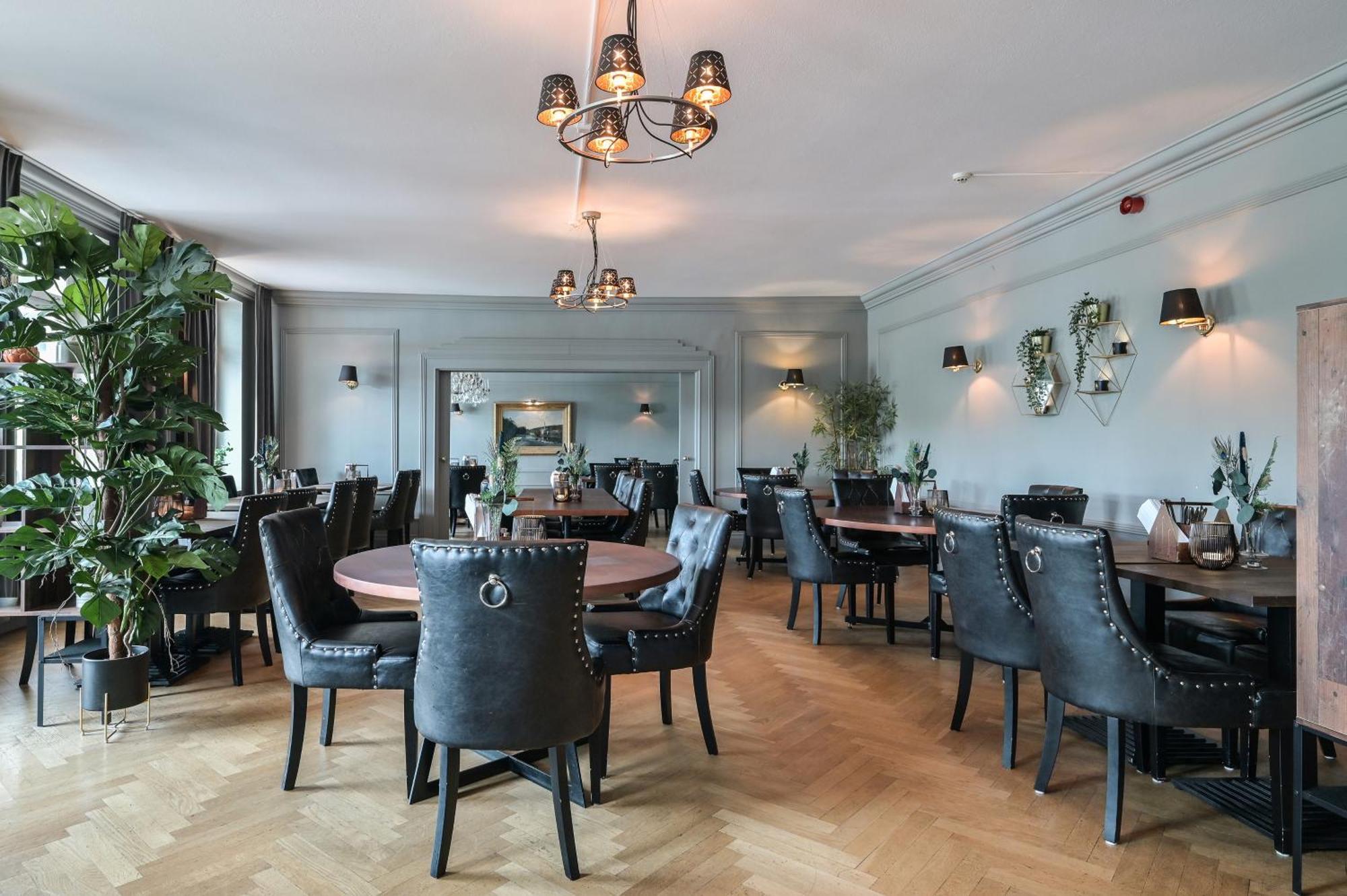 Asby Hotell Hallstahammar Exteriér fotografie